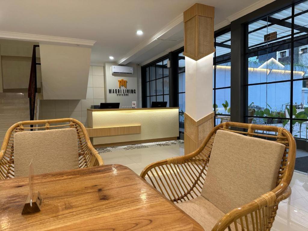 Masri Living By Daphna International Hotel Yogyakarta Eksteriør billede
